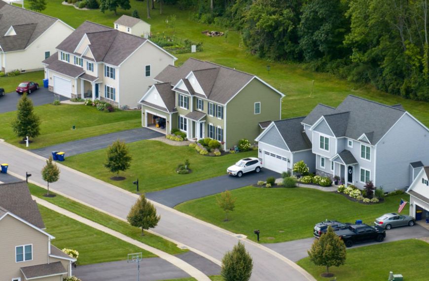 What People Actually Look for in a Real Estate Mentor Before Investing Their First Dollar