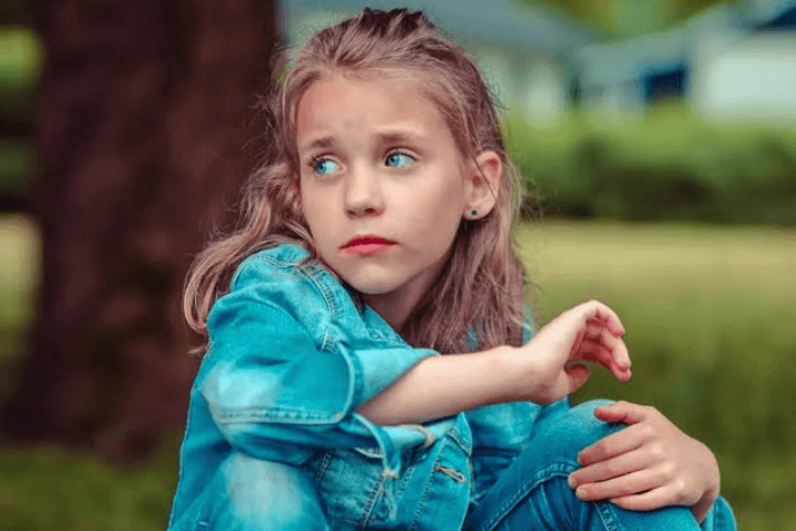 Social Withdrawal in Children: What Parents Should Know